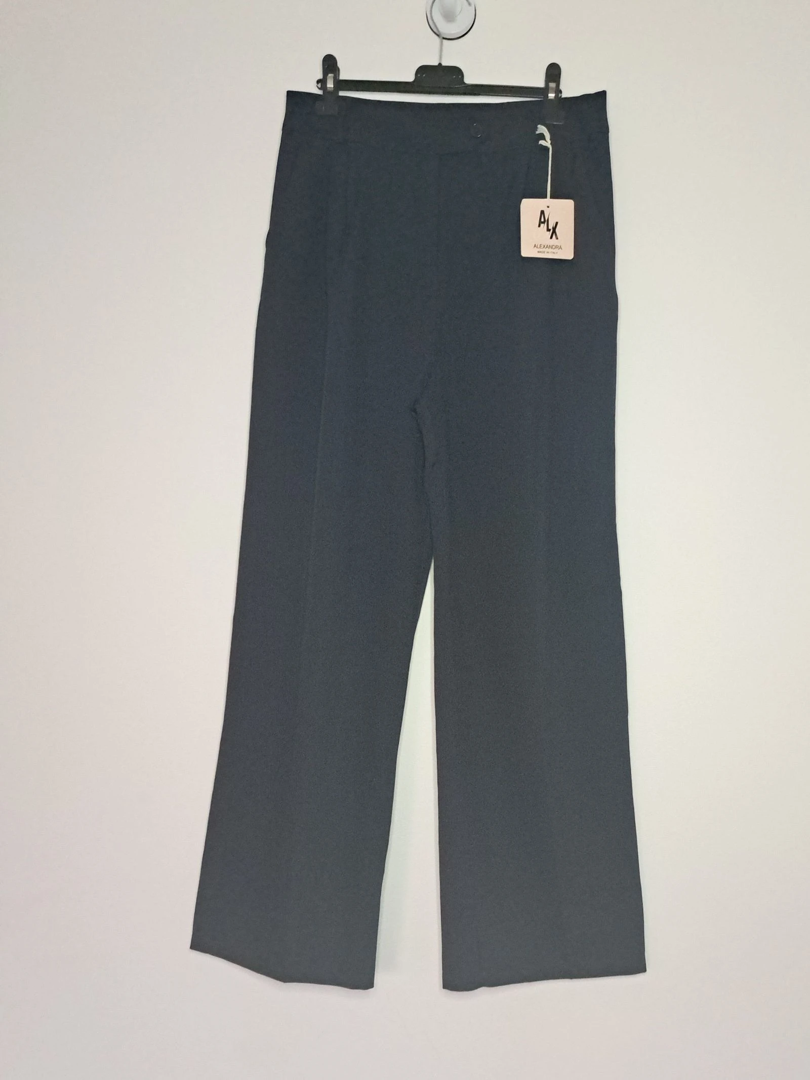 Blue Navy Tailored Trousers • Size XL/42 • Elegant • Minimal & Premium Fit